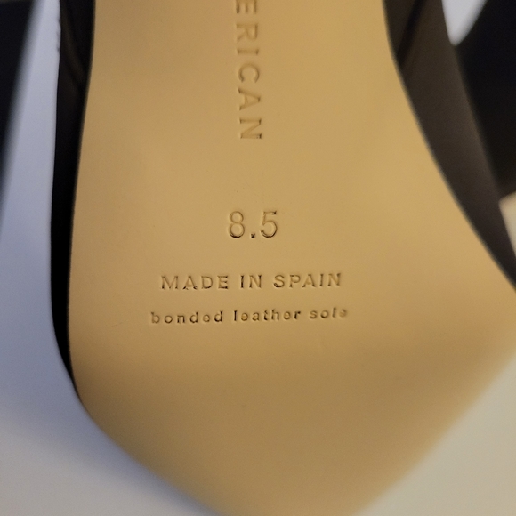 NIB Good American Chocolate Neoprene Kickstand High Heeled Ankle Bootie Size 8.5 - Picture 7 of 9